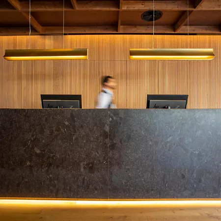 Paxton Otel 4*